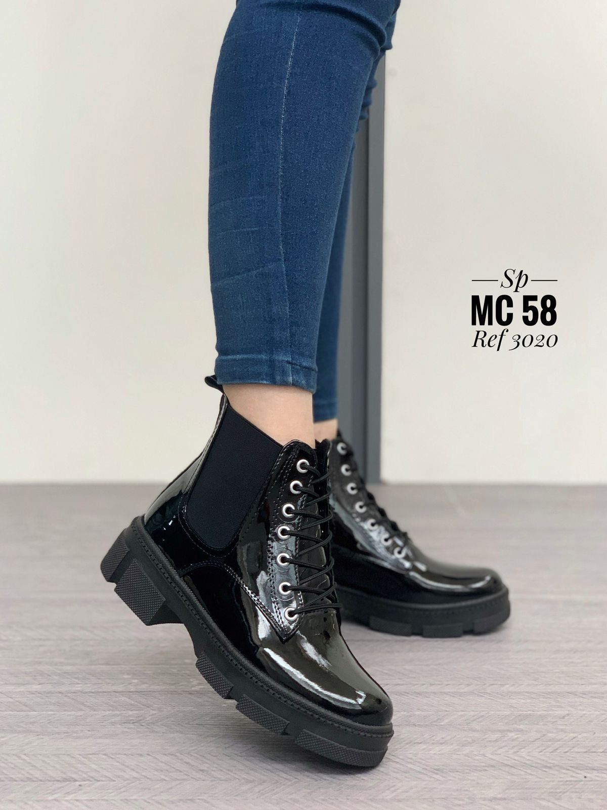 Botas