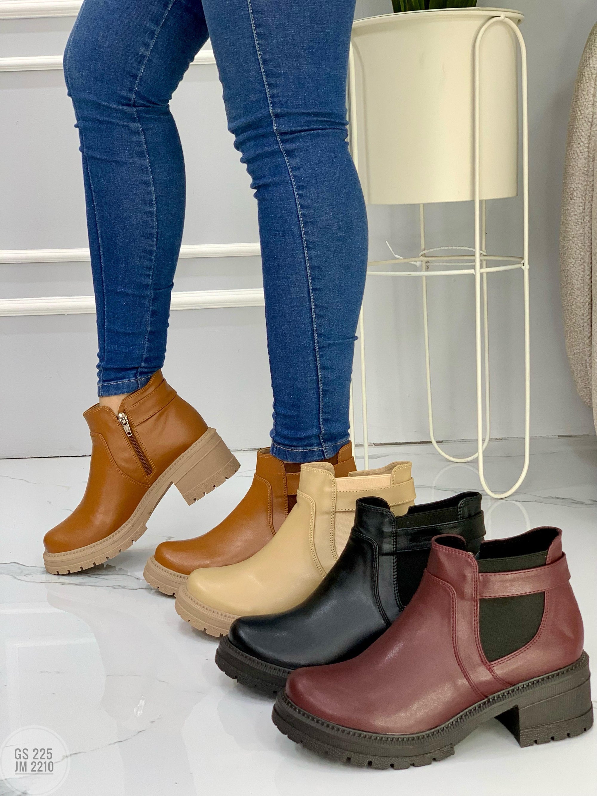 Botas