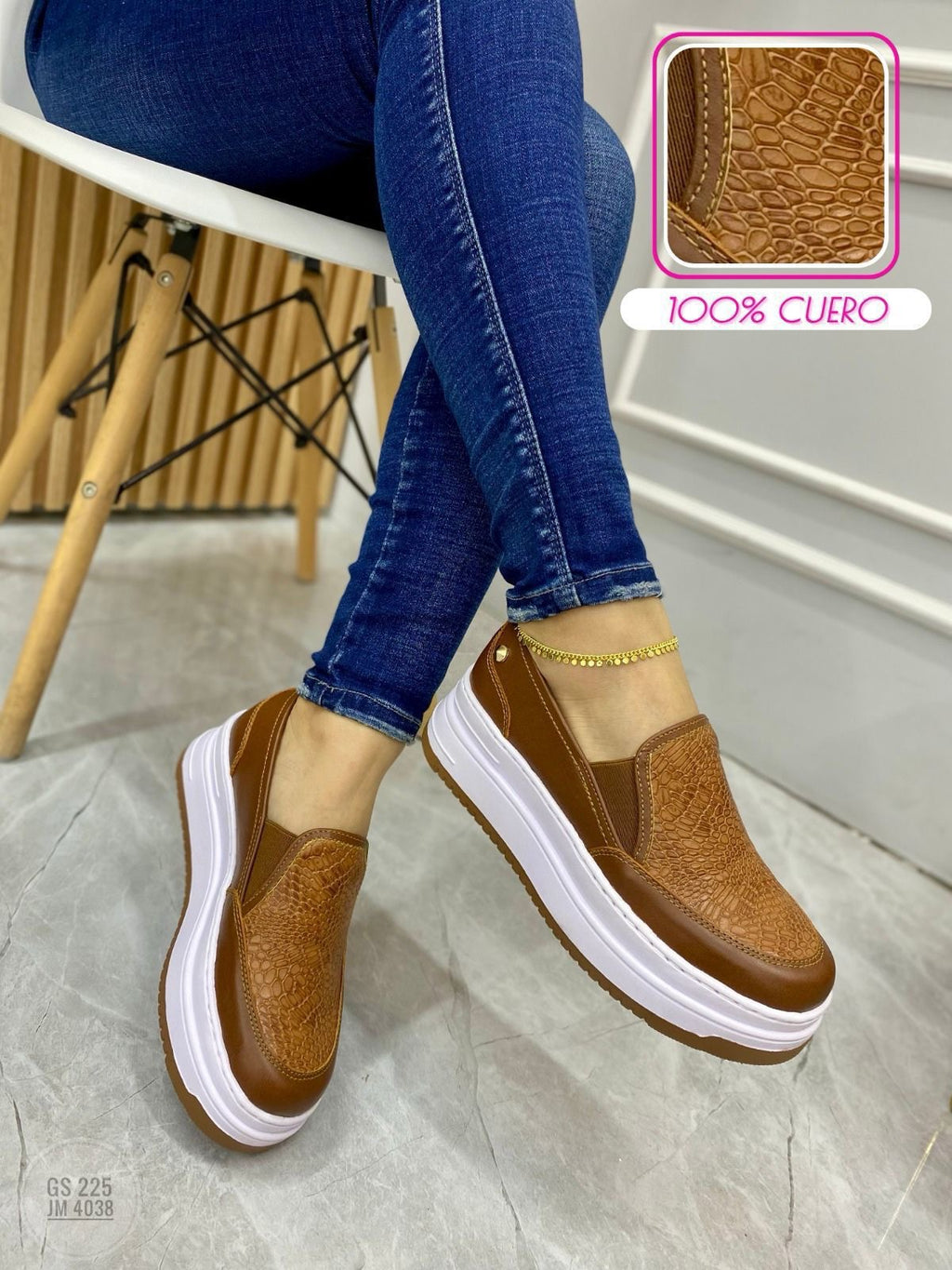Cuero Mocasin