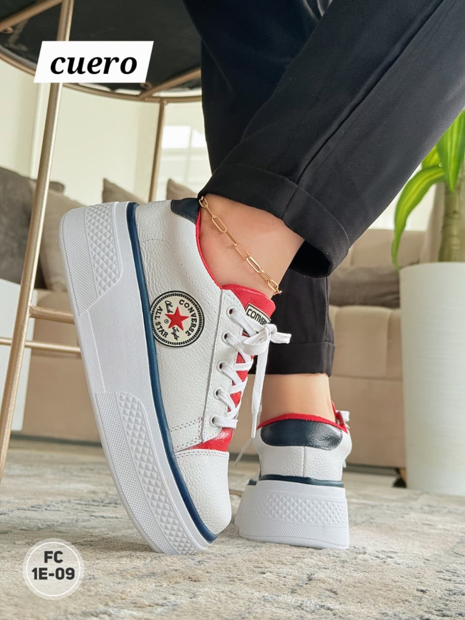 Cuero converse