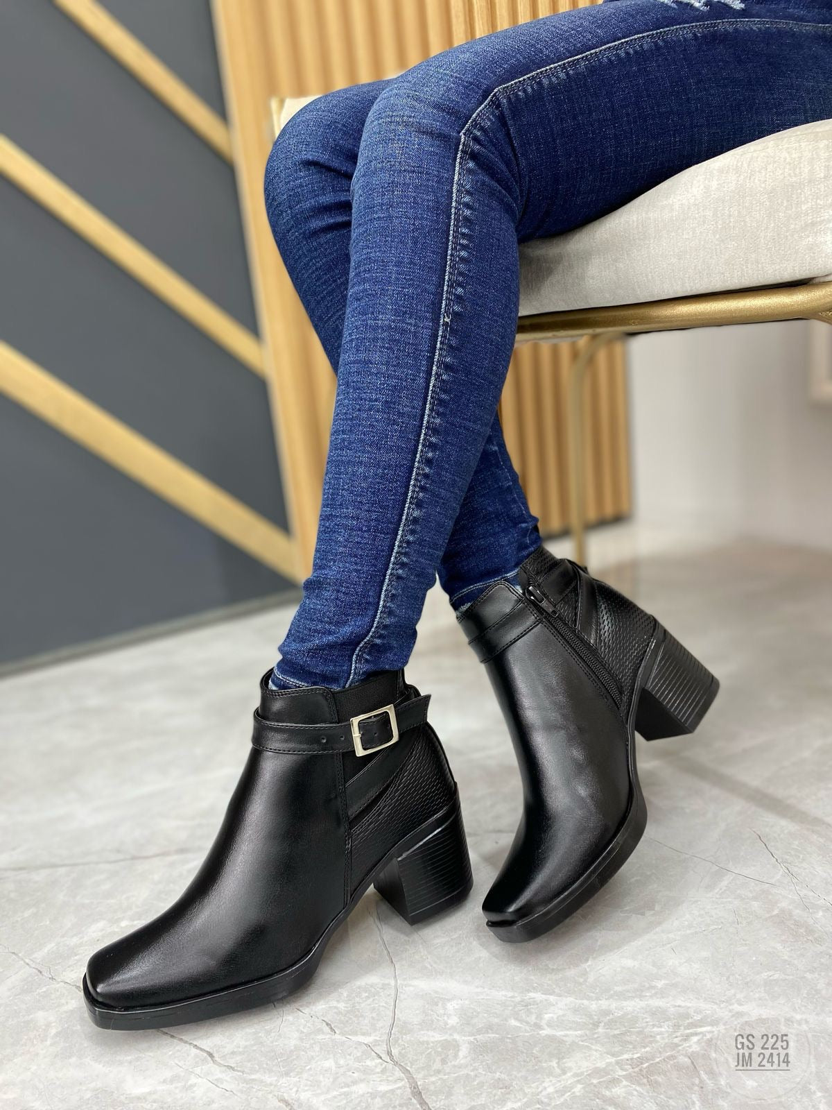 Botas