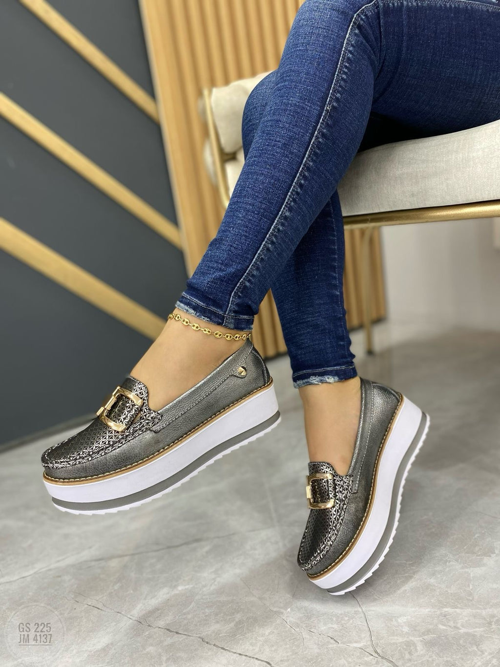 Cuero Mocasin