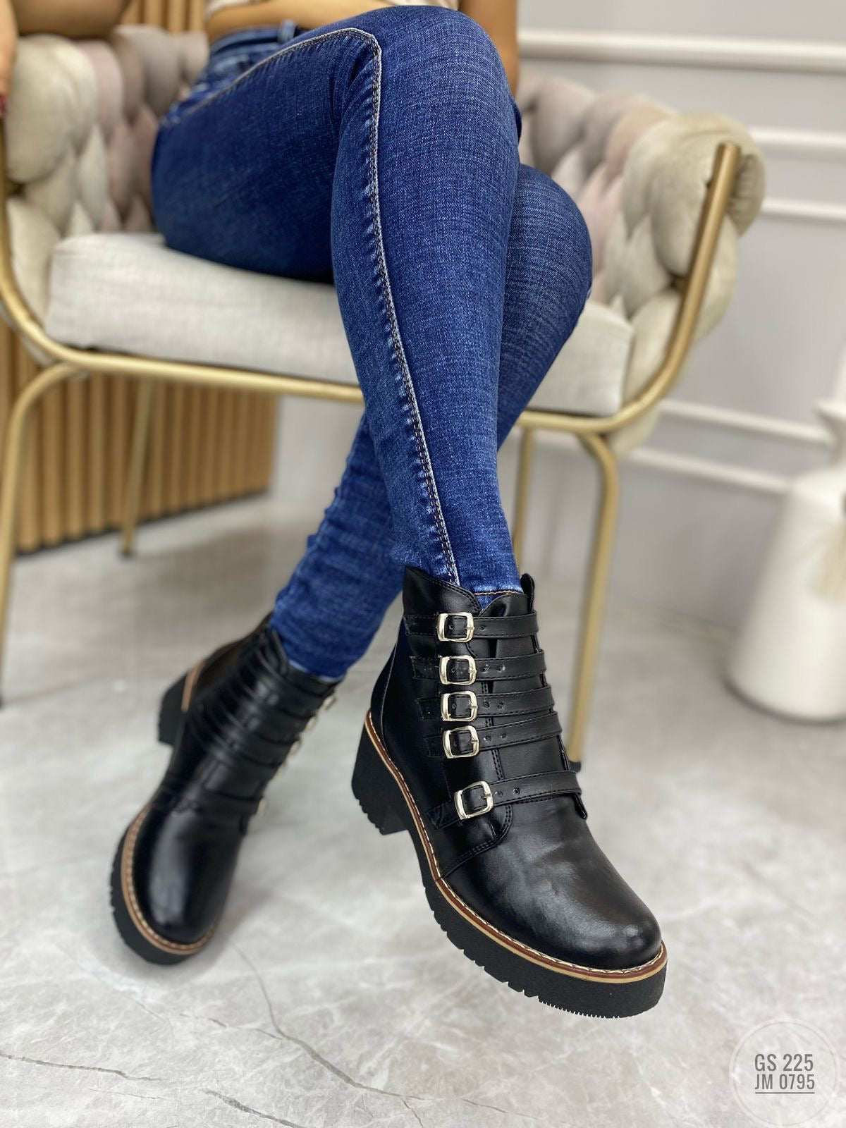 Botas