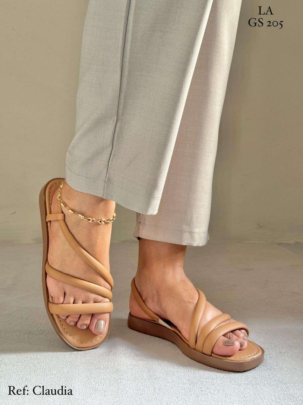 Sandalia plana