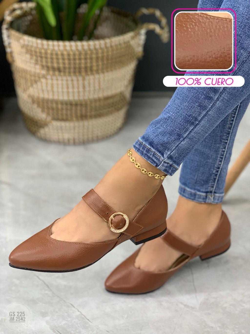 Zapatilla cuero