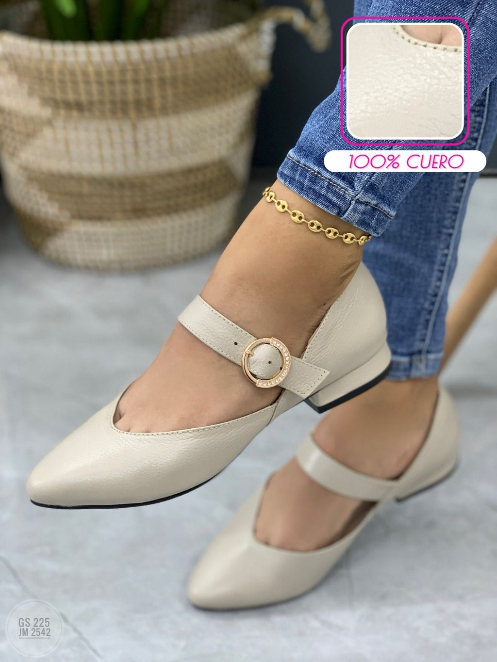 Zapatilla cuero