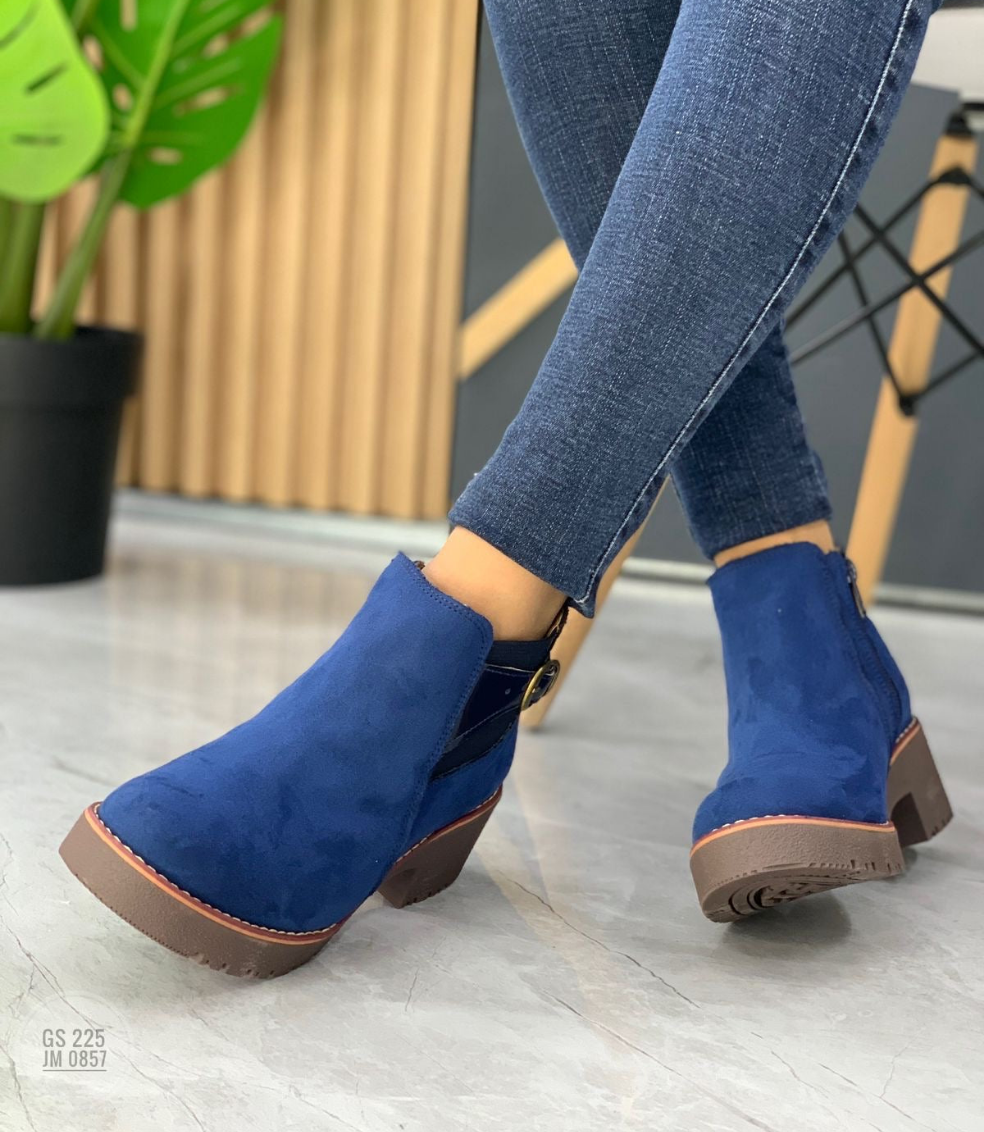 Botas